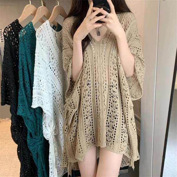 透かし編みニット