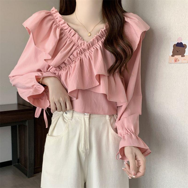 フリルVネックシャツ