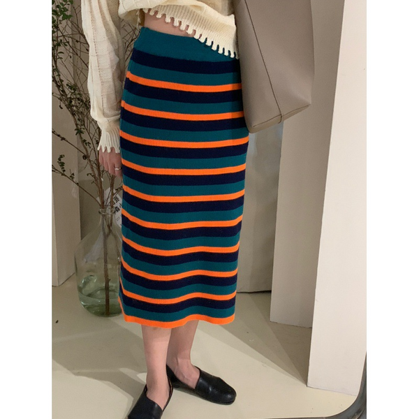 ストライプニットスカート