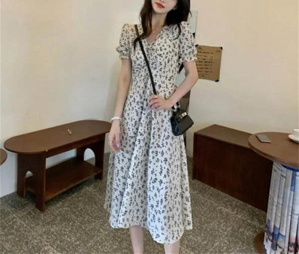 フレアA字ラインワンピース