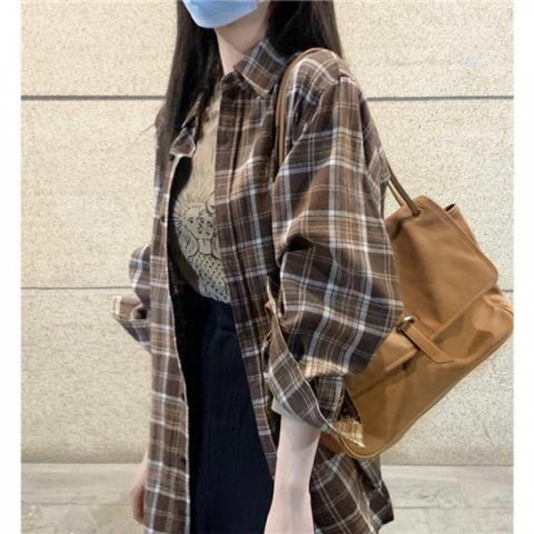 シックデザインチェックシャツ