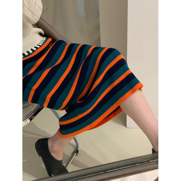 ストライプニットスカート