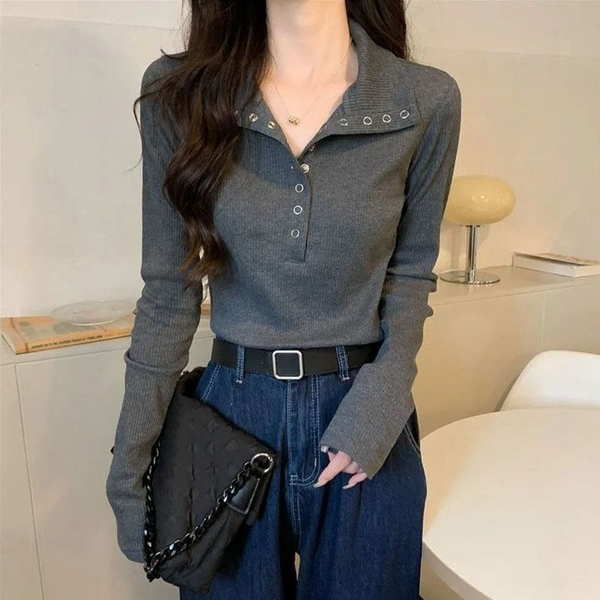 大きめネックロングニットシャツ