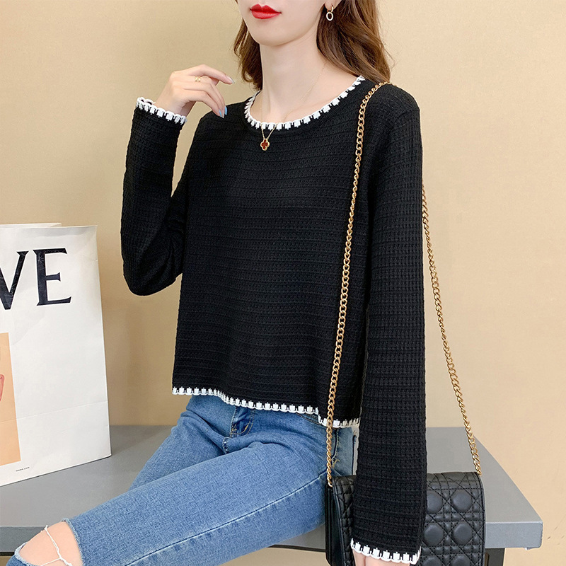 ラウンドネックニット