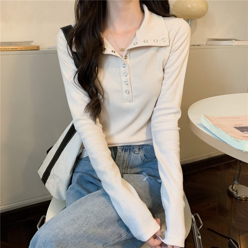 大きめネックロングニットシャツ