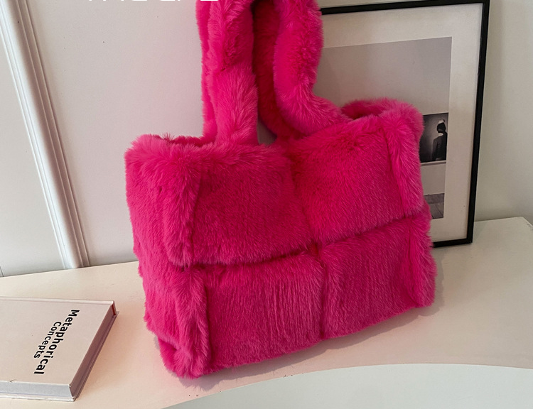 もこもこショルダーバッグ