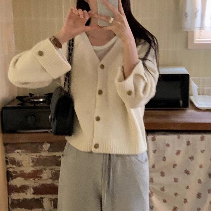 スリーブボタンカーディガン