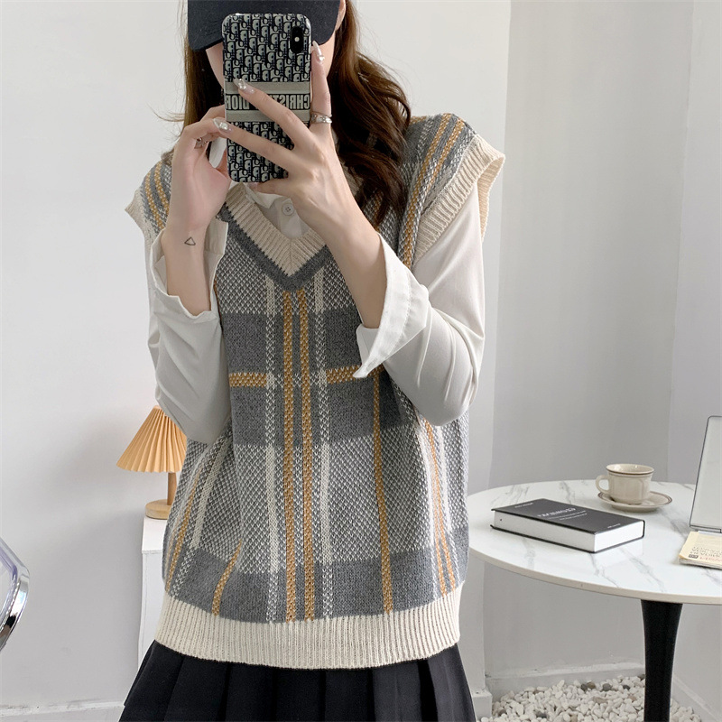 ゆったりVネックベスト