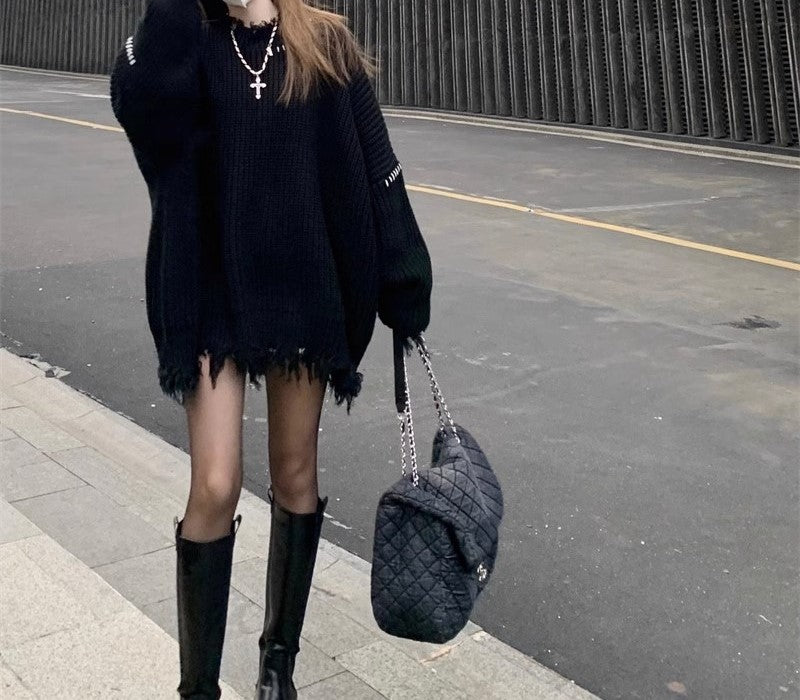 ダメージカジュアルセーター