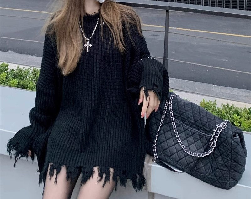 ダメージカジュアルセーター