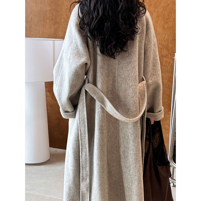 ウールタートルコート