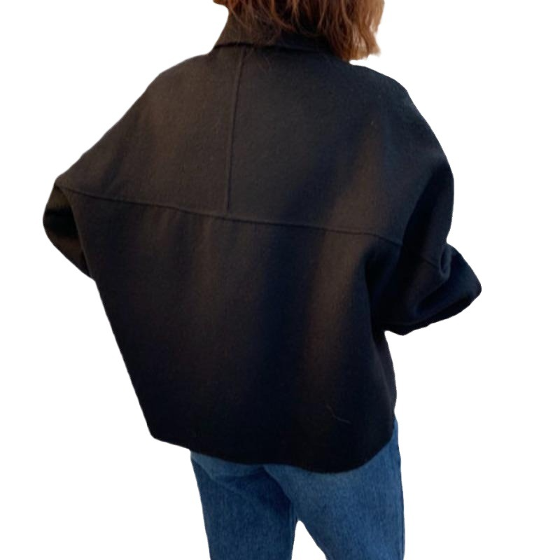 ビッグボタンショートコート