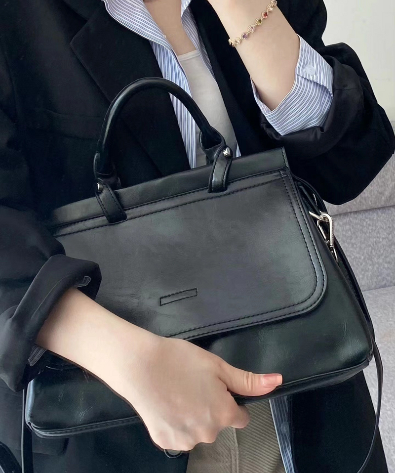 お洒落レザーバッグ