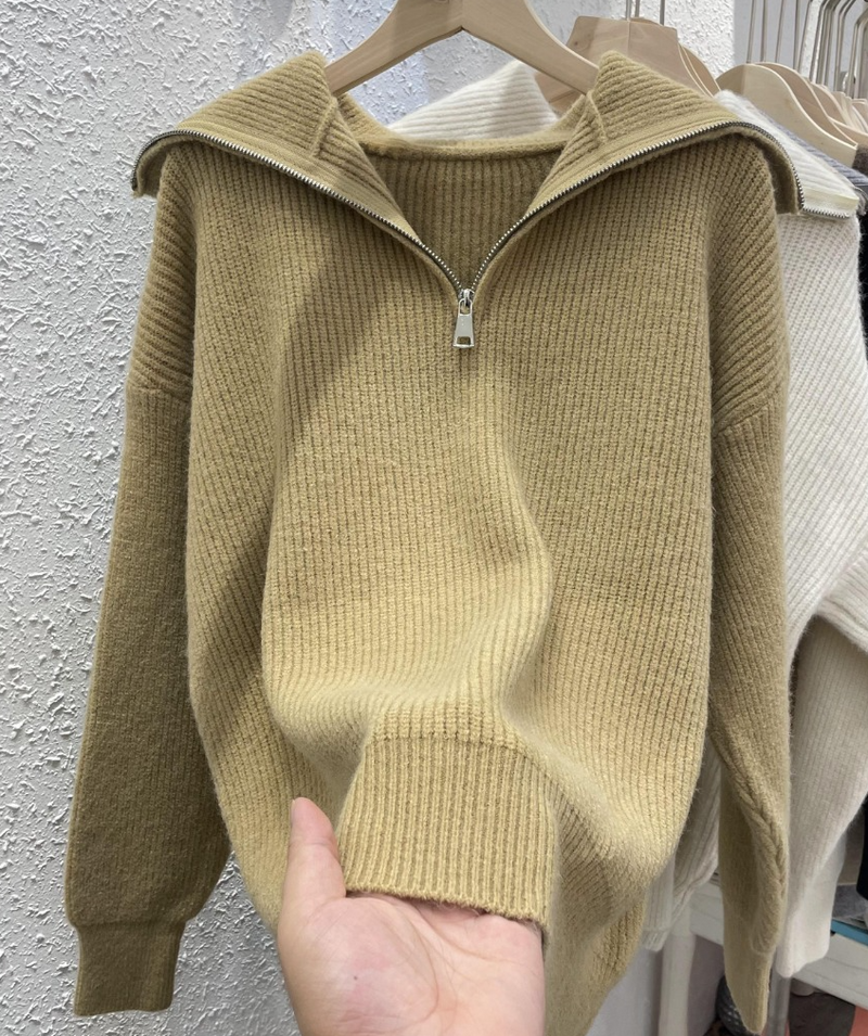 ビックカラーハーフジップニット