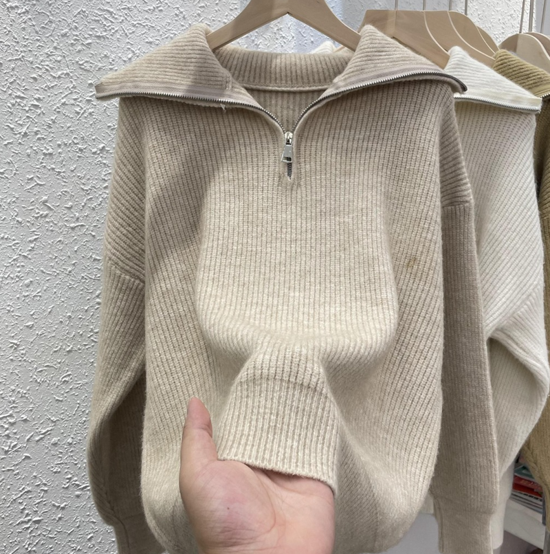 ビックカラーハーフジップニット