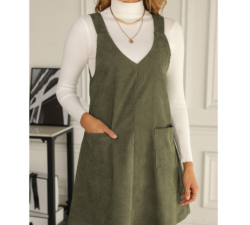 Vネックポケットワンピース