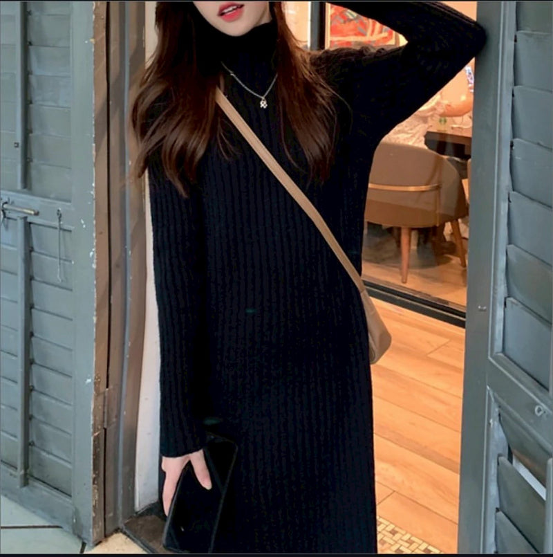 タートルネックロングタイトワンピース