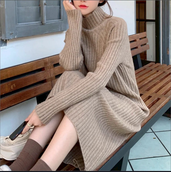タートルネックロングタイトワンピース