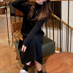 タートルネックロングタイトワンピース