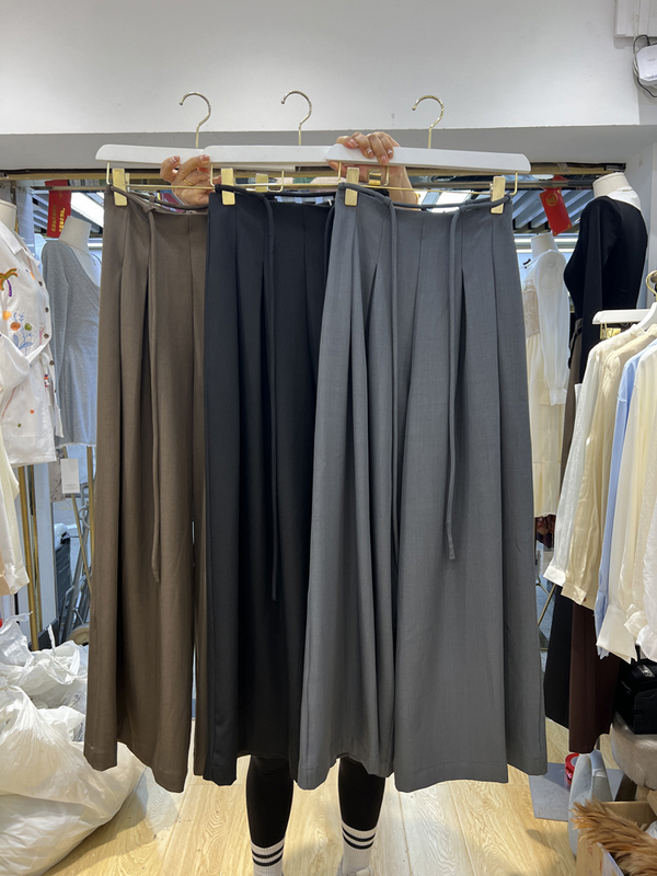 オールパーパスワイドパンツ