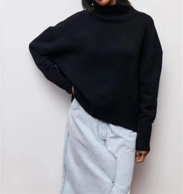 ゆったりタートルネックセーター