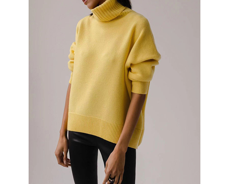 ゆったりタートルネックセーター