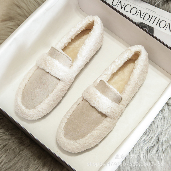 ふわもこシューズ