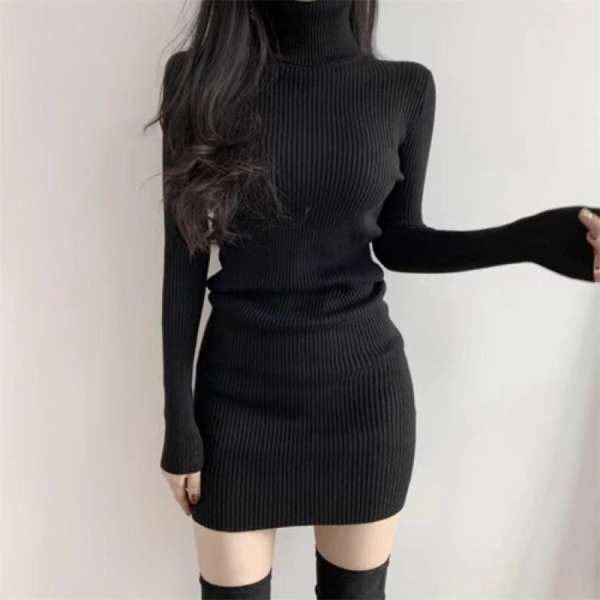 タートルネックタイトワンピース