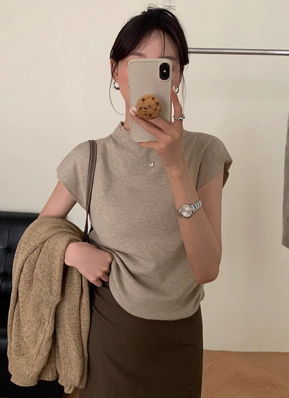 オフタートルニットTシャツ