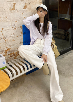ストレートカジュアルパンツ