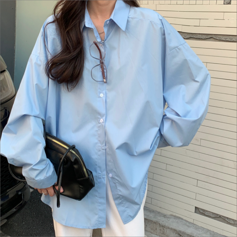 バックオープンシャツ